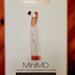 Microdermabrasion MiniMD by Trophy Skin